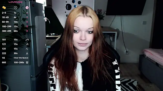 Snapshot of illililliilli chatting on 03.02.25 illililliilli online show from 03.02.25