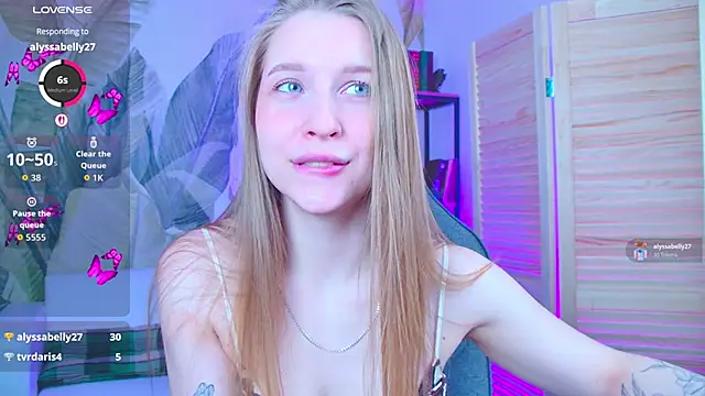 CuteMousee online show from 04.04.26