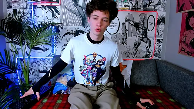 Snapshot of LukeSweet chatting on 02.02.26 LukeSweet online show from 02.02.26