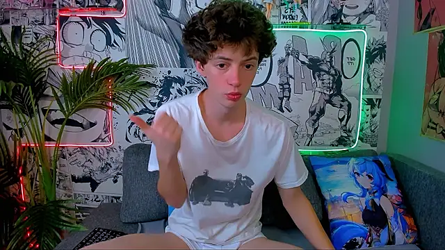 Snapshot of LukeSweet chatting on 02.09.26 LukeSweet online show from 02.09.26