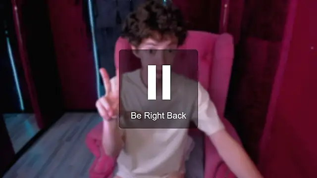 Snapshot of LukeSweet chatting on 02.24.26 LukeSweet online show from 02.24.26