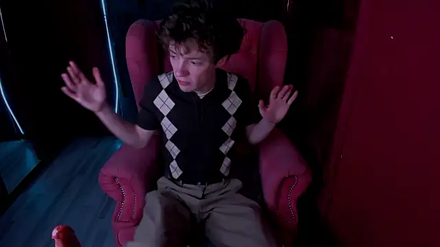 Snapshot of LukeSweet chatting on 02.28.26 LukeSweet online show from 02.28.26