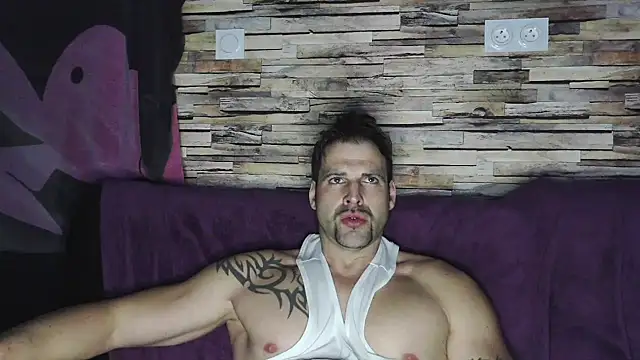 XxBigboybandxX online show from 02.01.25