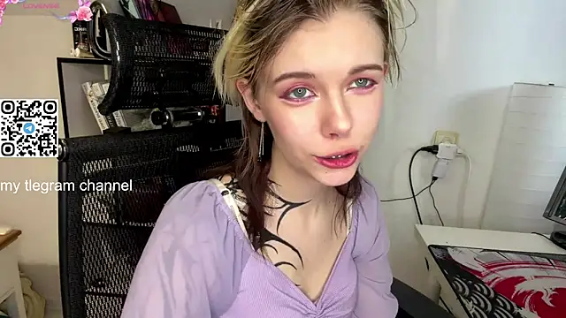 Snapshot of EngelAlman chatting on 02.03.26 EngelAlman online show from 02.03.26