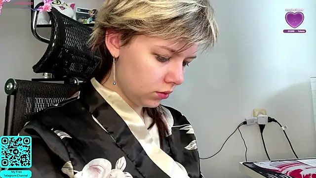 Snapshot of EngelAlman chatting on 03.01.26 EngelAlman online show from 03.01.26