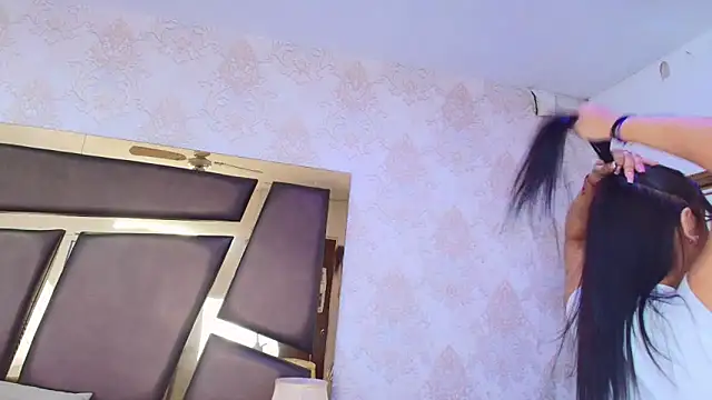 ZoehRoux online show from 01.29.25