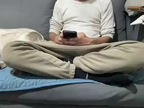 4small4inchlol online show from 03.03.25