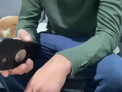 4small4inchlol online show from 03.12.25