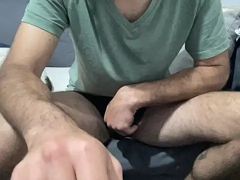 4small4inchlol online show from 03.16.25