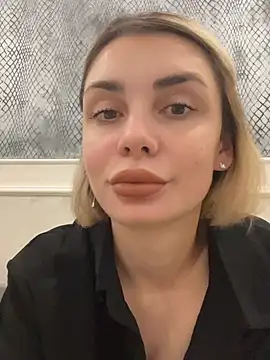 Snapshot of SandraCarter chatting on 01.16.26 SandraCarter online show from 01.16.26