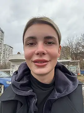 Snapshot of SandraCarter chatting on 02.17.26 SandraCarter online show from 02.17.26