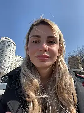 Snapshot of SandraCarter chatting on 03.15.26 SandraCarter online show from 03.15.26