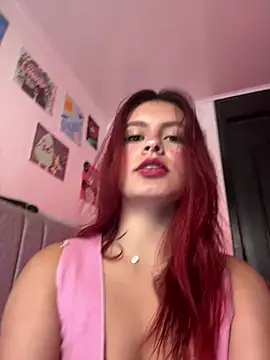 Snapshot of Isa_smeraldy chatting on 07.02.26 Isa smeraldy online show from 07.02.26