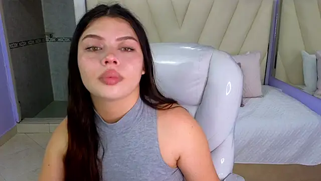 Snapshot of Sexy_paradise18_ chatting on 03.12.25 Sexy paradise18  online show from 03.12.25