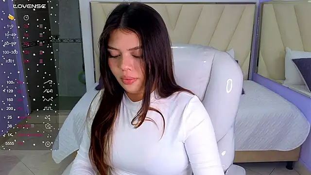 Snapshot of Sexy_paradise18_ chatting on 03.18.25 Sexy paradise18  online show from 03.18.25