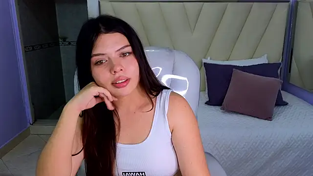 Snapshot of Sexy_paradise18_ chatting on 03.22.25 Sexy paradise18  online show from 03.22.25