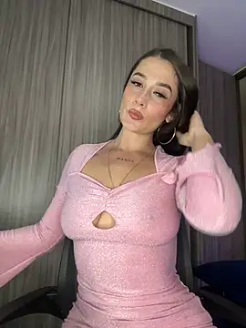 Libia James online show from 12.26.24