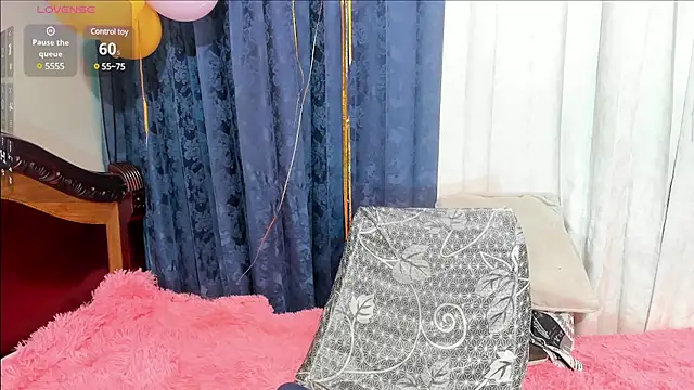 Rachel Dubois online show from 02.06.25