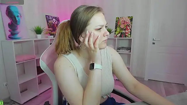 Snapshot of Lasly_Fox chatting on 05.11.26 Lasly Fox online show from 05.11.26