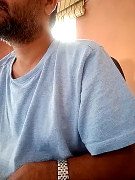 Snapshot of daddy_indian chatting on 03.12.25 daddy indian online show from 03.12.25