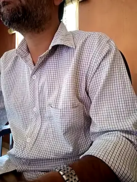 Snapshot of daddy_indian chatting on 03.13.25 daddy indian online show from 03.13.25