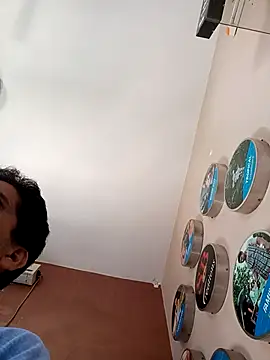 Snapshot of daddy_indian chatting on 03.21.25 daddy indian online show from 03.21.25