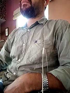 Snapshot of daddy_indian chatting on 09.16.25 daddy indian online show from 09.16.25