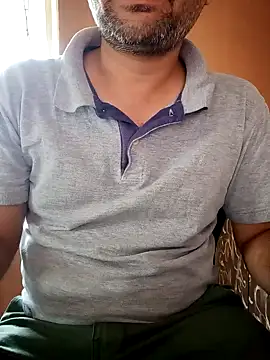 Snapshot of daddy_indian chatting on 10.14.25 daddy indian online show from 10.14.25