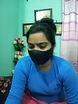 Snapshot of Amisha-2 chatting on 01.04.25 Amisha-2 online show from 01.04.25