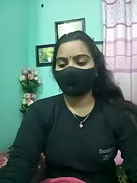 Snapshot of Amisha-2 chatting on 01.05.25 Amisha-2 online show from 01.05.25