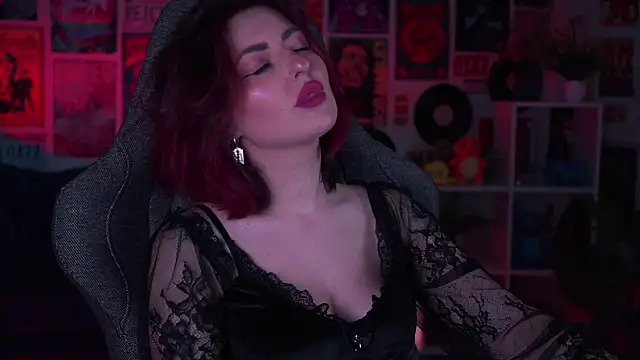 Snapshot of Lana__May chatting on 12.13.24 Lana May online show from 12.13.24