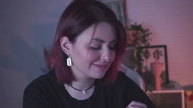 Snapshot of Lana__May chatting on 12.21.24 Lana May online show from 12.21.24