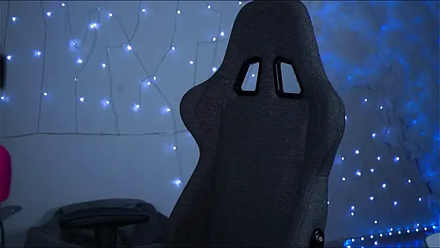 Snapshot of Lana__May chatting on 03.09.25 Lana May online show from 03.09.25