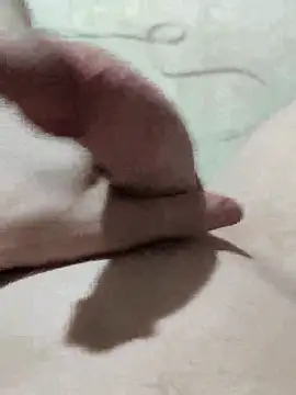 Snapshot of moaning4you95 chatting on 11.07.25 moaning4you95 online show from 11.07.25