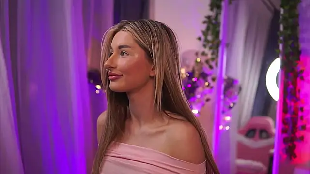 AvaShayy online show from 02.16.25