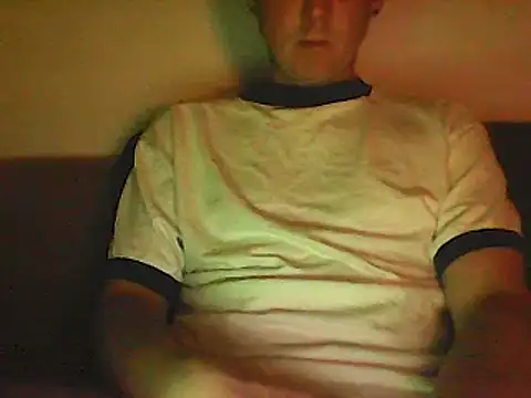 Snapshot of Sunnygun0 chatting on 03.16.25 Sunnygun0 online show from 03.16.25