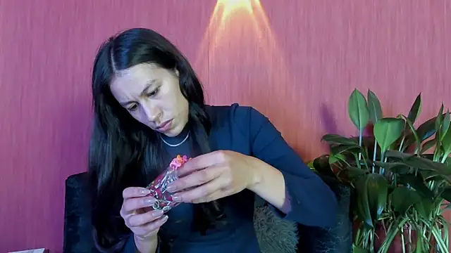 Snapshot of EmiGomez_ chatting on 03.11.26 EmiGomez online show from 03.11.26