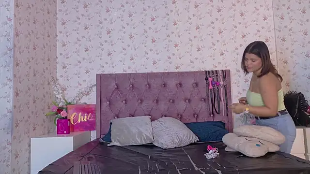 AvrillThomas online show from 01.13.26