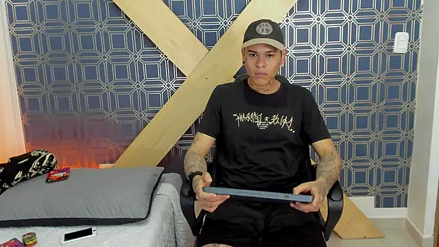 jamesinked  online show from 01.09.25