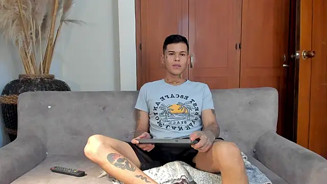 jamesinked  online show from 11.09.25