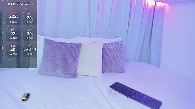 susyy7 online show from 02.28.25