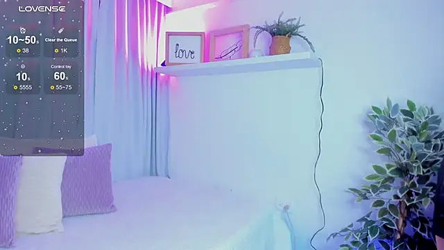 susyy7 online show from 03.18.25