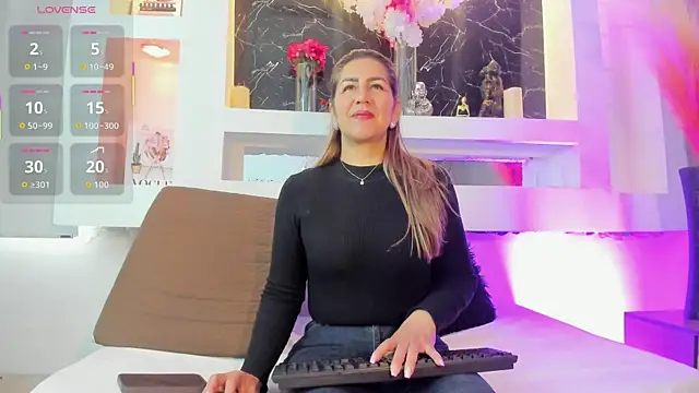 Cinthya mjs online show from 04.21.26