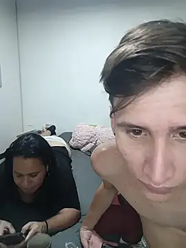 Snapshot of Milfvalesk chatting on 07.04.26 Milfvalesk online show from 07.04.26
