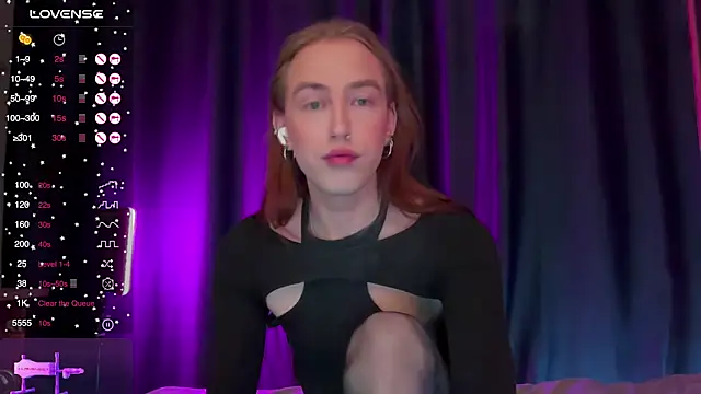 Avril Pearly  online show from 12.16.25