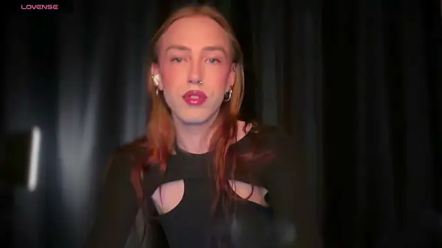 Snapshot of Avril_Pearly_ chatting on 05.31.26 Avril Pearly online show from 05.31.26