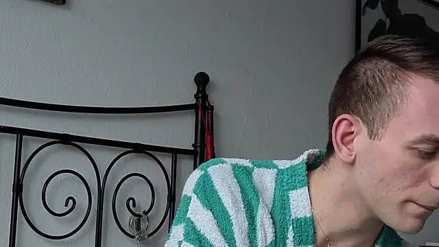 Snapshot of nickdtr chatting on 02.17.26 nickdtr online show from 02.17.26