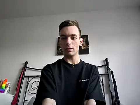 Snapshot of nickdtr chatting on 02.25.26 nickdtr online show from 02.25.26