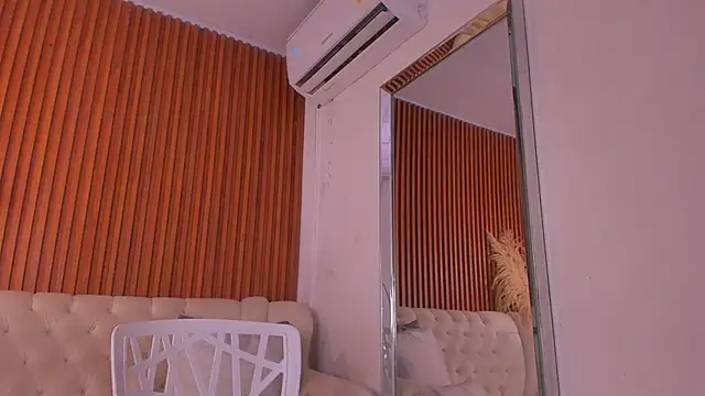 RosarioCruzz online show from 04.10.26