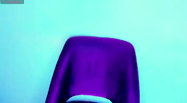 Snapshot of saskya chatting on 02.17.25 saskya online show from 02.17.25